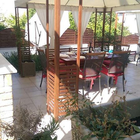 Holiday Home Olive Gradac  Exterior photo